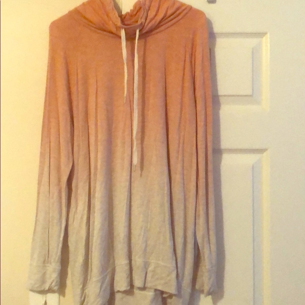 Lou & Grey cowl neck ombré top- super soft!
